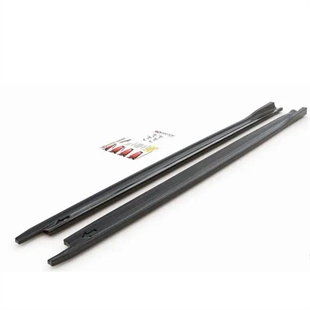 maxton-rajouts-des-bas-de-caisse-v3-skoda-octavia-rs-mk4-noir-brillant-3